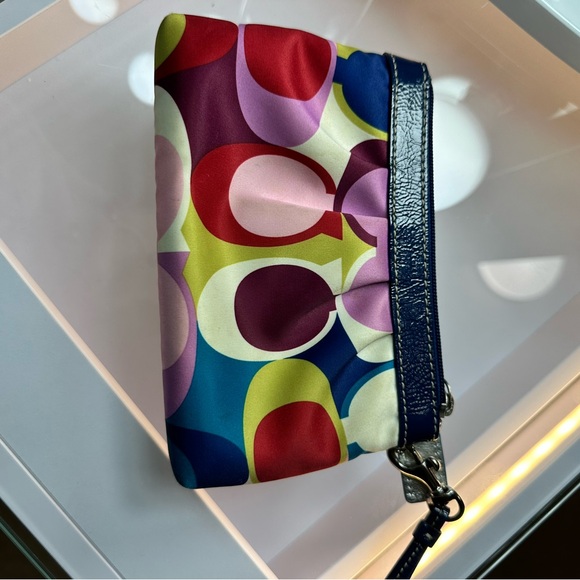 Coach wristlet multi colored - Picture 3 of 4